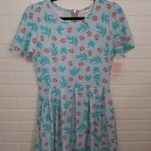 NWT lularoe large Amelia